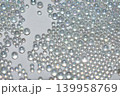 透明なビーズ 139958769