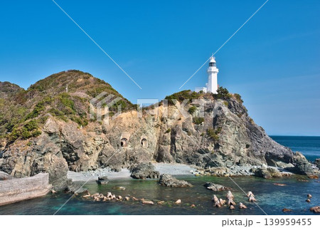 御籠島展望所から見る佐田岬灯台 139959455