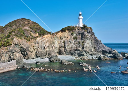 御籠島展望所から見える佐田岬灯台 139959472