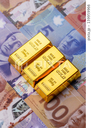 Canadian gold bars or ingots as a tool for balance, financial investment. Canadian gold Canadian gold bars or ingots as a tool for balance, financial investment. Canadian gold 139959966