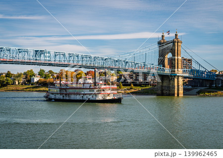 Riverboat cruise Riverboat cruise 139962465