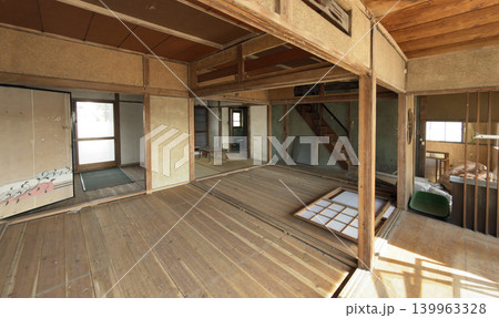 家じまい家解体現場 昭和の木造古民家部屋 家じまい家解体現場 昭和の木造古民家部屋 139963328
