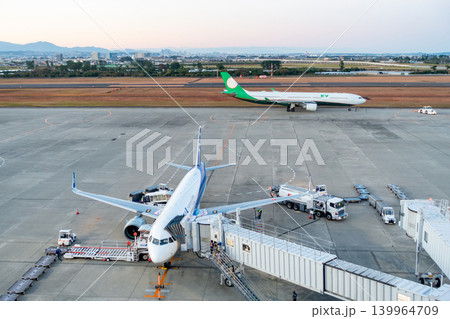 仙台空港ターミナルビル　東北で最も利用者の多い空港　宮城県最大規模の空港 139964709