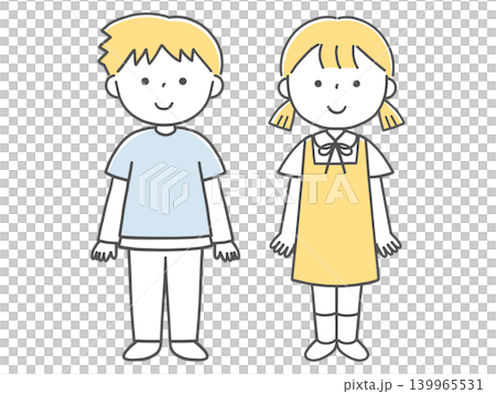 正面を向いて並んで立つ男の子と女の子単色 139965531