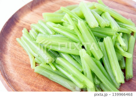 茹でた山菜のみず 139966468