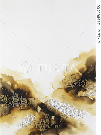 白い和紙と琥珀色と淡い金色の流体アートが上品な和風背景素材 白い和紙と琥珀色と淡い金色の流体アートが上品な和風背景素材 139969500