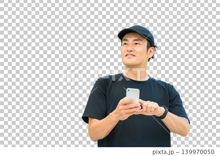 Health management with smartphone during exercise, middle-aged Asian man checking his health Health management with smartphone during exercise, middle-aged Asian man checking his health 139970050