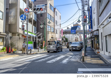 東京都世田谷区の都市風景 上野毛駅前 上野毛通り 東京都世田谷区の都市風景 上野毛駅前 上野毛通り 139975328
