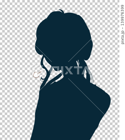 溜息をつく女性 口元に手 シルエット 溜息をつく女性 口元に手 シルエット 139976399