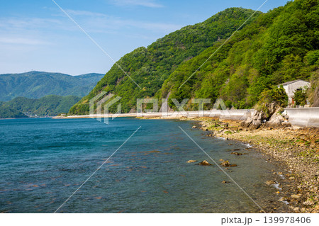 晴れた日のさわやかな海辺風景 晴れた日のさわやかな海辺風景 139978406
