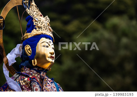 極楽浄土への祈り ― 当麻寺 中将姫供養祭 極楽浄土への祈り ― 当麻寺 中将姫供養祭 139983193