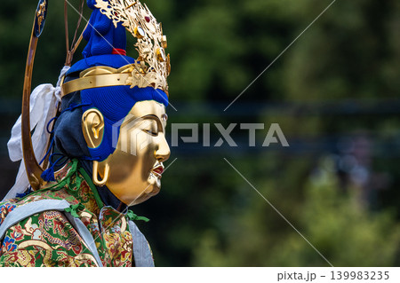 極楽浄土への祈り ― 当麻寺 中将姫供養祭 極楽浄土への祈り ― 当麻寺 中将姫供養祭 139983235