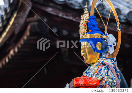 極楽浄土への祈り ― 当麻寺 中将姫供養祭 極楽浄土への祈り ― 当麻寺 中将姫供養祭 139983371