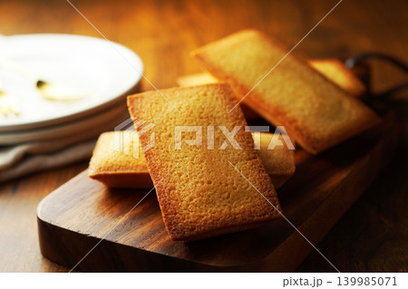 フィナンシェ 139985071
