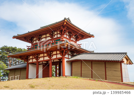 古代東北の玄関口　復元された多賀城南門　 139985466