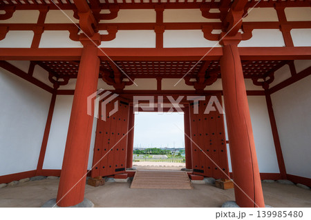 古代東北の玄関口 復元された多賀城南門 古代東北の玄関口 復元された多賀城南門 139985480