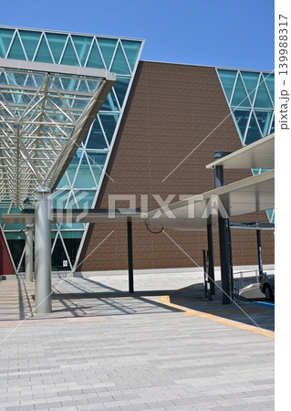 新大村駅　東口（さくら口）（西九州新幹線 　長崎県大村市） 139988317