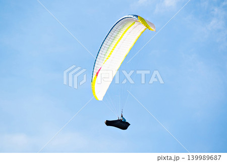 Paragliding adventure sport, free flight in nature Paragliding adventure sport, free flight in nature 139989687