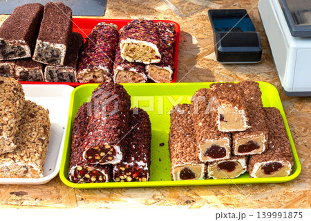 Traditional middle eastern desserts 139991875