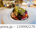 高級レストランのサラダ 139992276