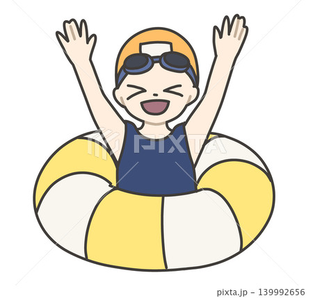 黄白の浮き輪に入って両手を上げる笑顔の女の子 黄白の浮き輪に入って両手を上げる笑顔の女の子 139992656