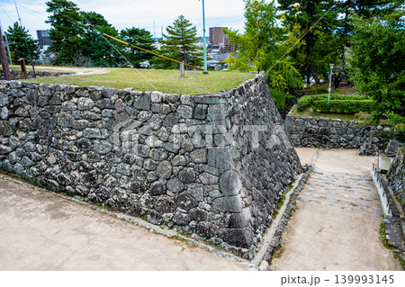 三重 松坂城跡　中御門跡 139993145