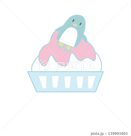 かき氷の上に乗った可愛いペンギンのイラスト 手描き風 かき氷の上に乗った可愛いペンギンのイラスト 手描き風 139993803