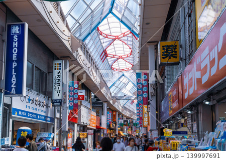 東京 阿佐ヶ谷駅前風景 阿佐ヶ谷パールセンター商店街 東京 阿佐ヶ谷駅前風景 阿佐ヶ谷パールセンター商店街 139997691