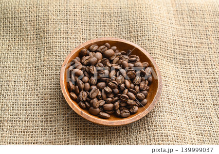 コーヒー豆　ペルーブルボン 139999037