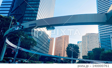 西新宿サインリング越しに見える高層ビル群 西新宿サインリング越しに見える高層ビル群 140000761