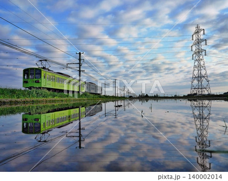 絶景水鏡の近江鉄道 絶景水鏡の近江鉄道 140002014
