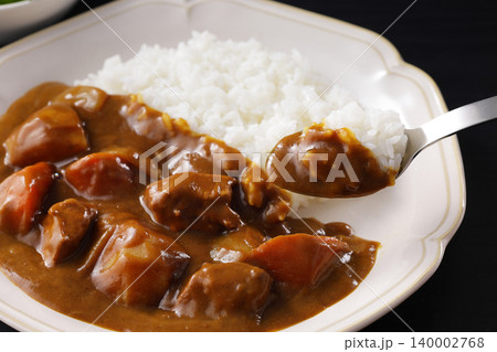 ごろごろ野菜の具だくさんカレーライス 140002768