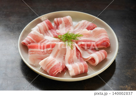 豚ばら肉スライス 豚ばら肉スライス 140002837