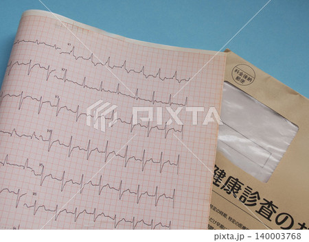 心電図 心臓 医療 心拍 健康診断 健診 心電図 心臓 医療 心拍 健康診断 健診 140003768