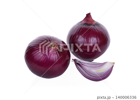 red onion isolated on the white background red onion isolated on the white background 140006336