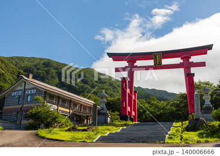 山形 出羽三山 湯殿山神社 大鳥居 山形 出羽三山 湯殿山神社 大鳥居 140006666