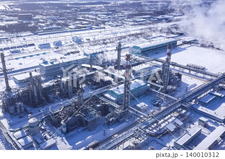 top view of the oil refinery 140010312