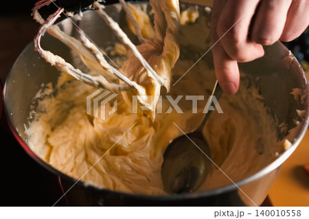 Beating cream filling for pie. white mass Beating cream filling for pie. white mass 140010558