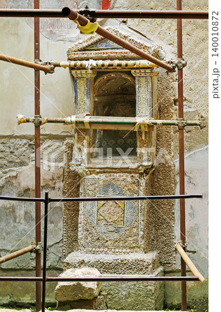 Window inside ruins of Herculaneum ancient site 140010872