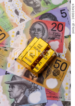Australian gold bars or ingots as a tool for balance, financial investment. Australian gold bars Australian gold bars or ingots as a tool for balance, financial investment. Australian gold bars 140014924