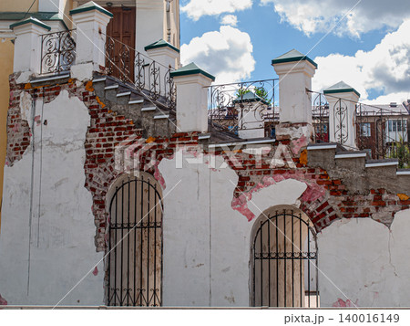 Old stone staircase of the ancient Avraamiev Monastery in Smolensk. 140016149