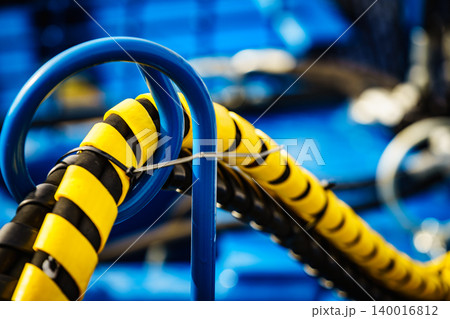 Hydraulic connections hoses in spiral wrap 140016812