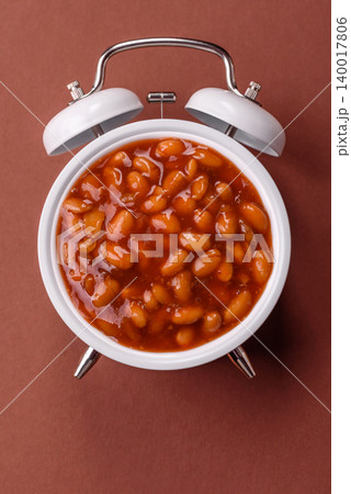 Beans in tomato sauce, a canned stew for the dinner table. Beans in tomato sauce Beans in tomato sauce, a canned stew for the dinner table. Beans in tomato sauce 140017806