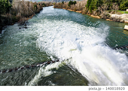 Controlled release of water from the Sant Llorenc de Montgai reservoir, Noguera region, Lleida, Catalonia Controlled release of water from the Sant Llorenc de Montgai reservoir, Noguera region, Lleida, Catalonia 140018920