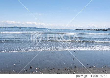 片瀬東浜海岸  江の島の夏  湘南  神奈川 140019242