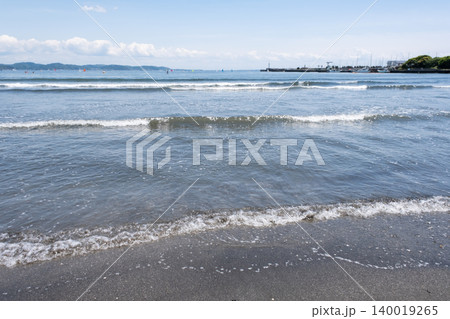 片瀬東浜海岸 江の島の夏 湘南 神奈川 片瀬東浜海岸 江の島の夏 湘南 神奈川 140019265