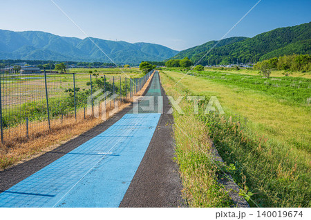 知内川サイクリングロード 滋賀県高島市マキノ町 知内川サイクリングロード 滋賀県高島市マキノ町 140019674