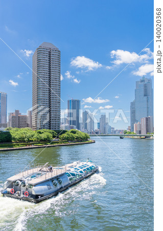 「東京都」隅田川を走る水上バス・ホタルナ 中央区 「東京都」隅田川を走る水上バス・ホタルナ 中央区 140020368