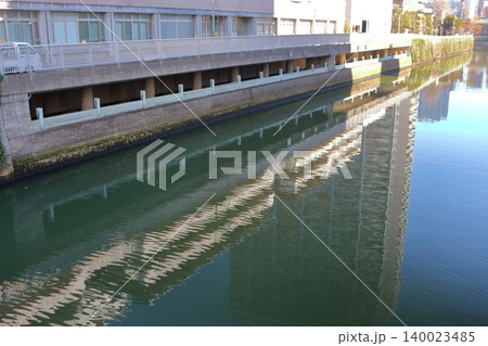 目黒川荏原調節池の取水口(東京都品川区) 目黒川荏原調節池の取水口(東京都品川区) 140023485