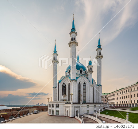 Kul Sharif mosque in Kazan Kremlin, Tatarstan, Russia. It is tourist attraction of Kazan. 140025173